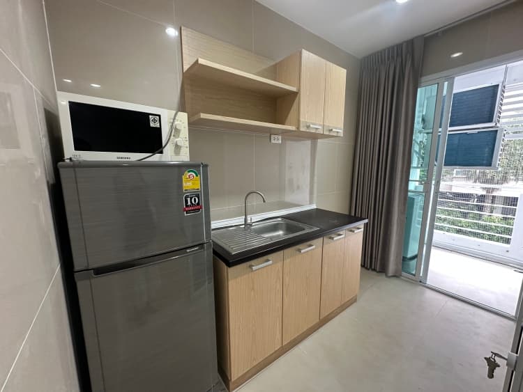 Happy Condo 101，曼甲必区，37平米:1卧1卫，生活便利 全新装修