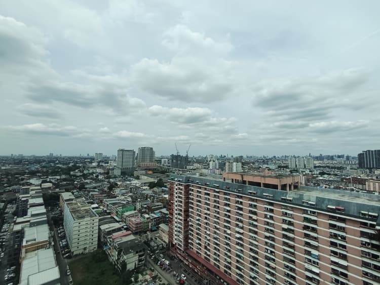 I Biza，拉玛9区，31平米，1卧1卫，全新装修 适合投资