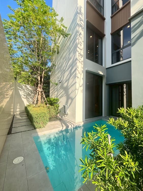 Mayfield lane Ratchada-ladprao 乍都节区，独栋别墅 样板间出售