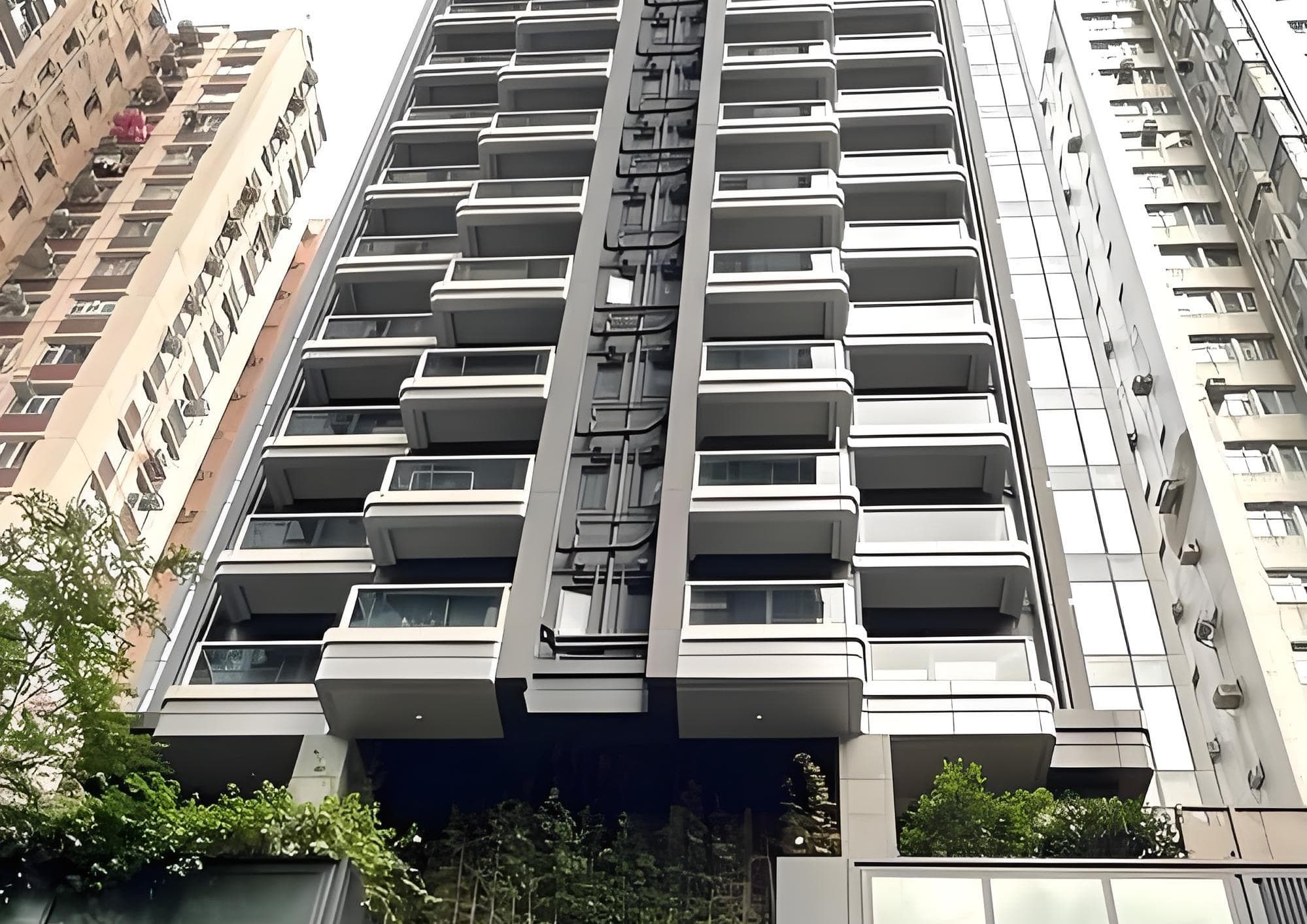 中国香港倚南