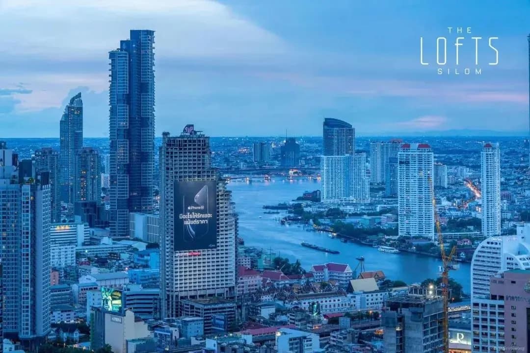 曼谷华尔街市中心轻轨旁豪宅公寓丨准现房 The Lofts Silom