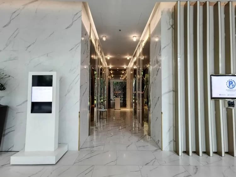 泰国曼谷素坤逸商圈高端公寓丨Hyde Sukhumvit 11