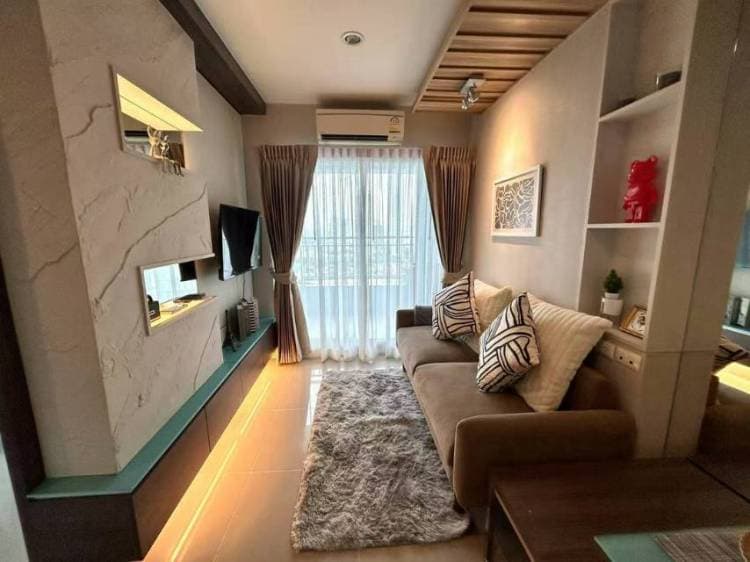 Lumpini Jomtien *** A8582