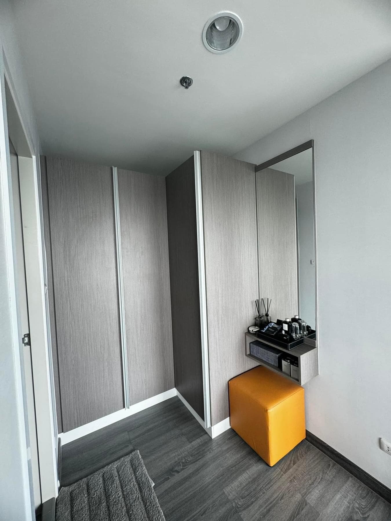 The Trust Condo at BTS Erawan
