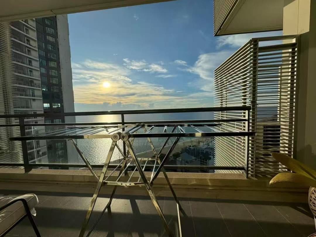 【芭提雅海景豪宅】中天1卧2卫,261万享102㎡无敌海景,25楼俯瞰芭提雅!