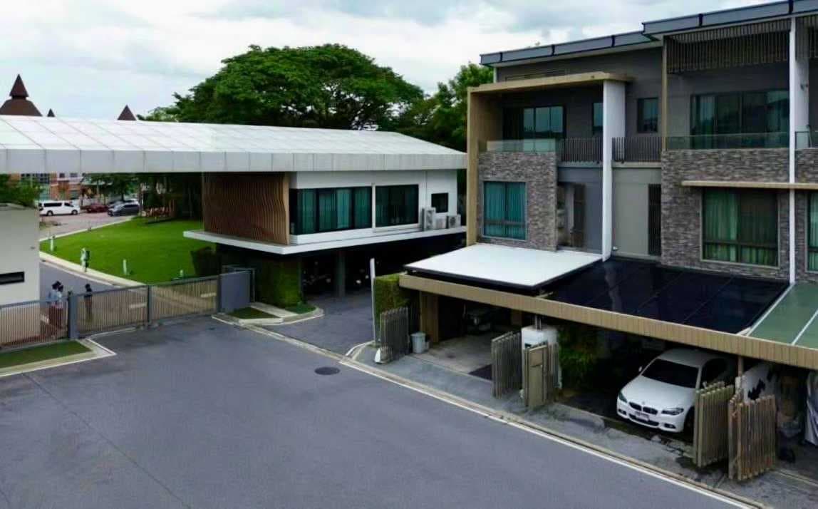 曼谷Ramintra高档别墅出租:3房4卫280平米,月租12万泰铢