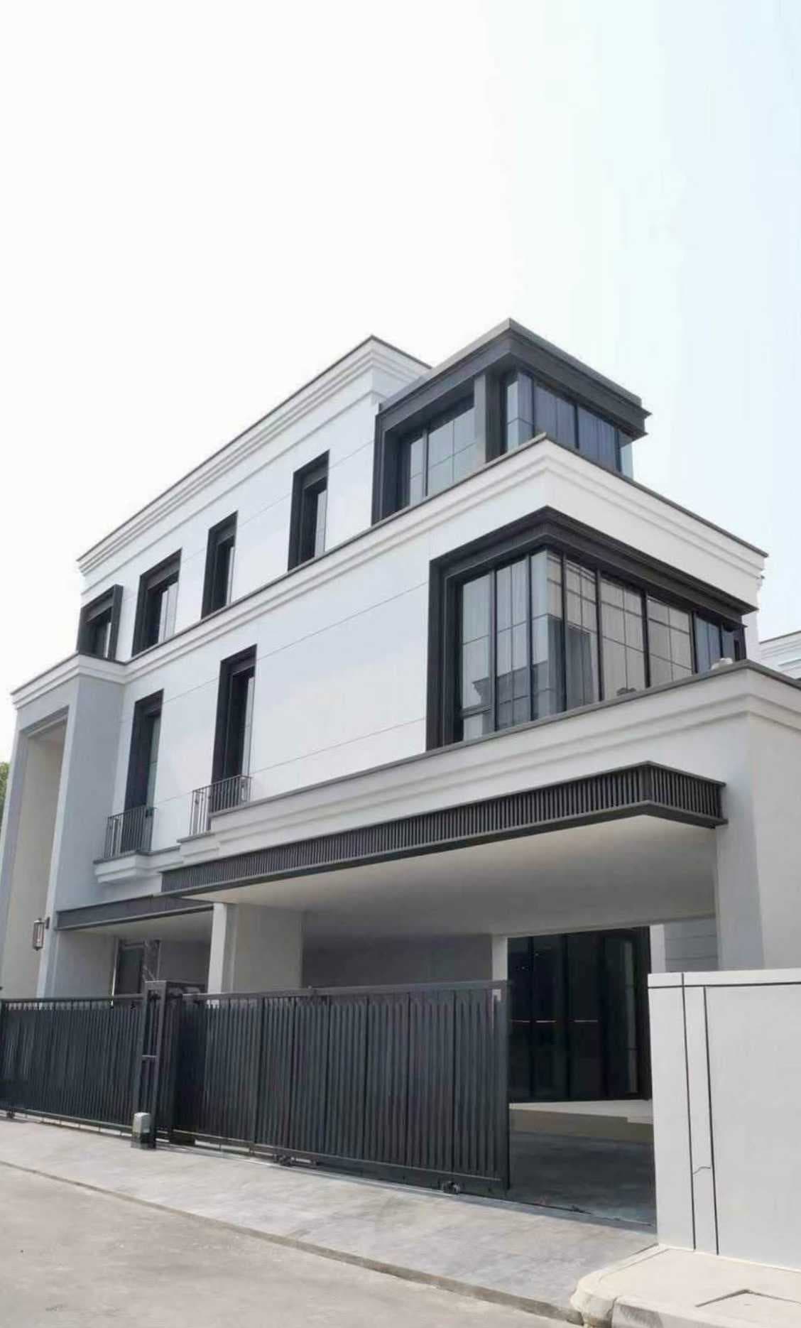 New Villa for Rent Near Bangkok Airport, 570 sqm, 5BR 6BA, Pool, Garden,...