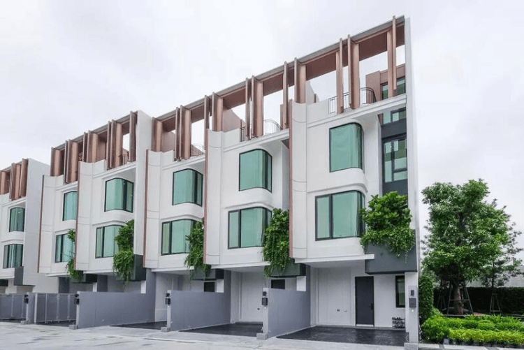 Forest Ratchada 素铁讪区,联排别墅市中心住宅样板间出售