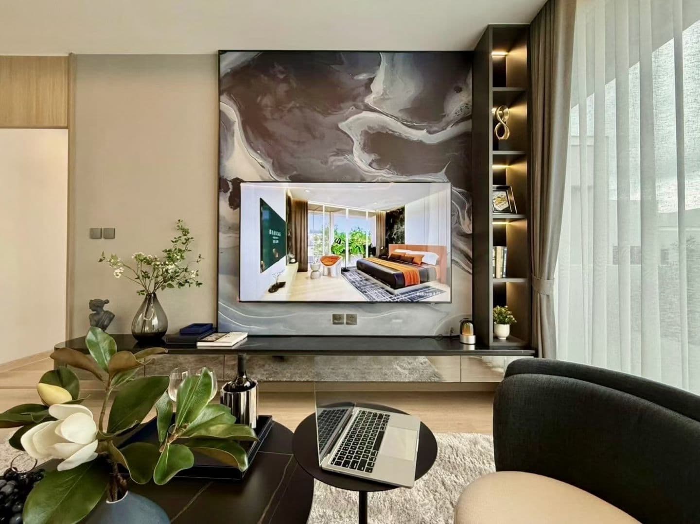 Luxury Villa for Sale in On Nut, Bangkok, Thailand