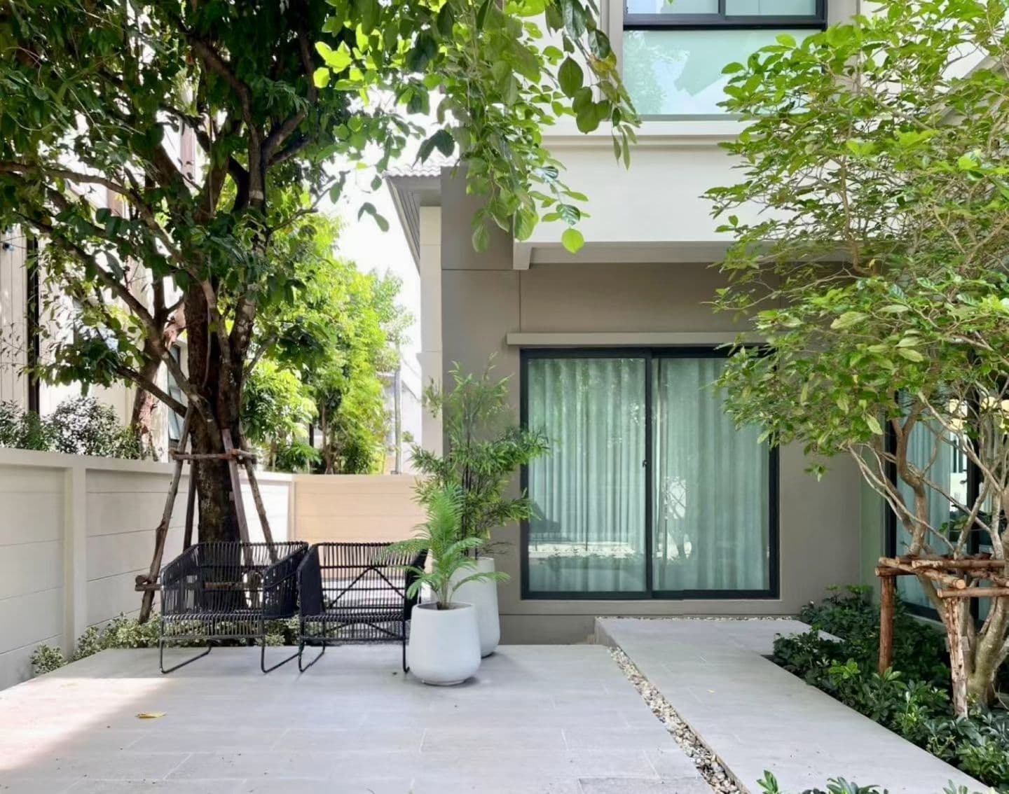 Luxury Villa for Sale in Nonthaburi, Bangkok, Thailand 5 Bedrooms 4 Bathrooms