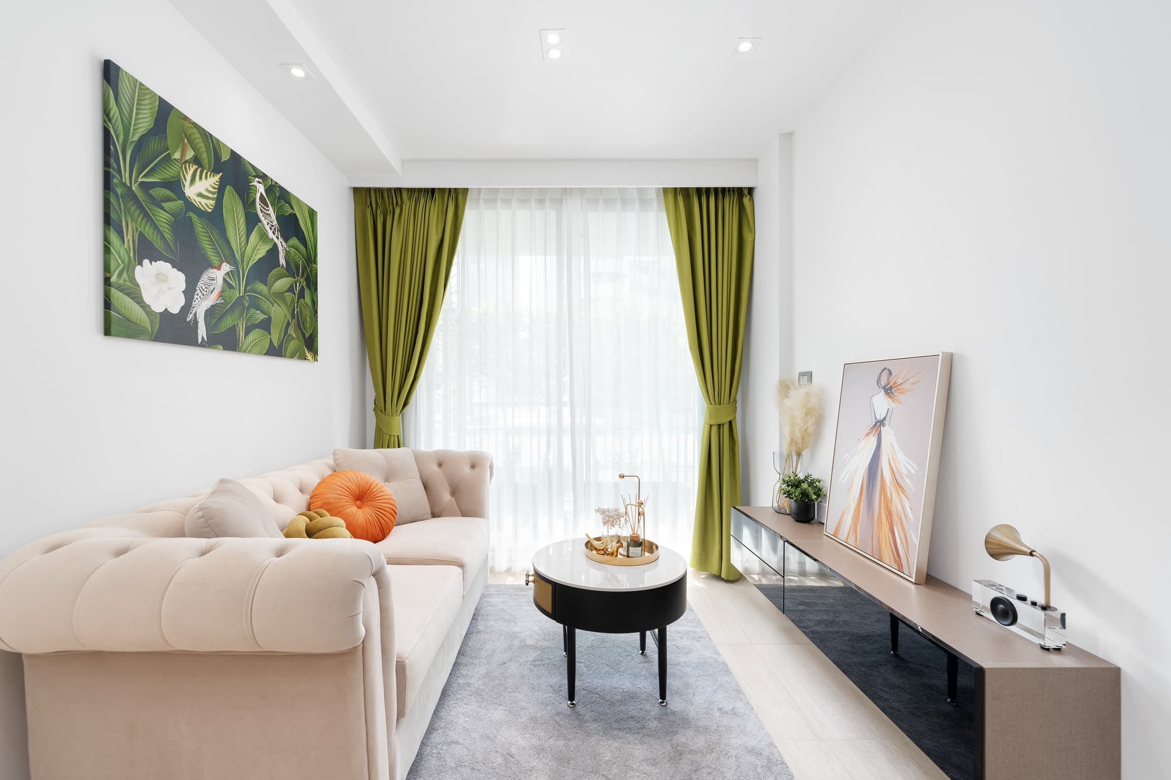 Craft Condominium at Central Peak Ploenchit, Bangkok, Thailand, near BTS station, ready for immediate occupancy