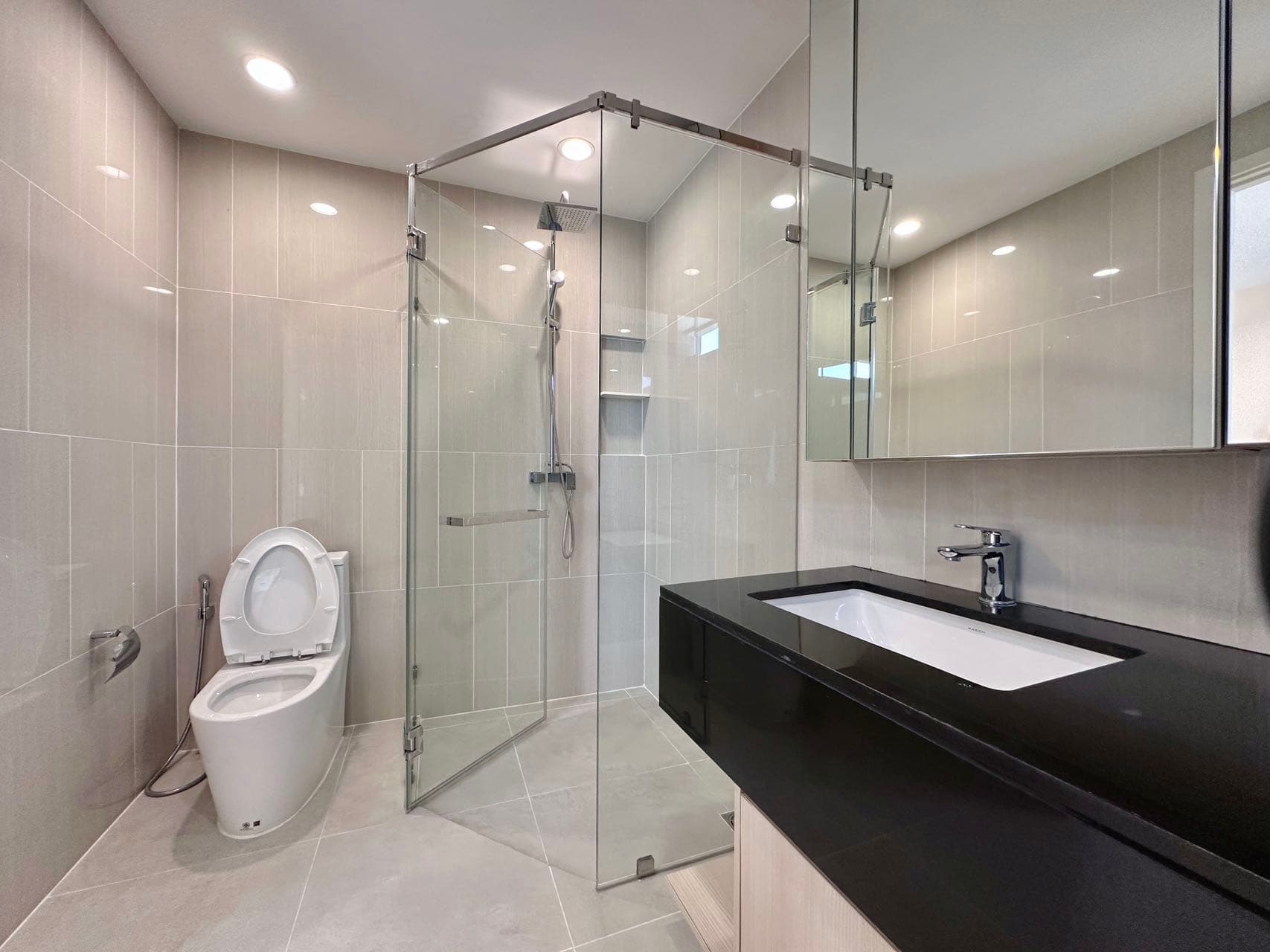 Townhouse in Onnut City Center, Bangkok, Thailand, 3 bedrooms, 4 bathrooms, 200㎡, 8.8 million THB, 7-meter ceiling height