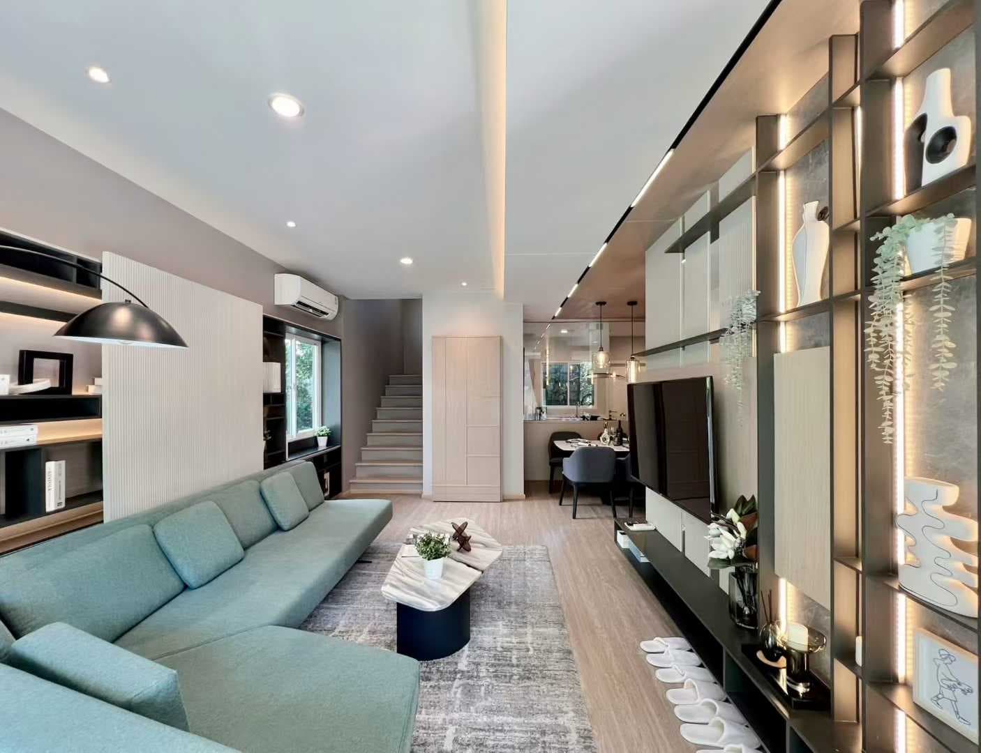 New Detached Villa for Sale in Bangna, Bangkok, Thailand, 4 Bedrooms 4 Bathrooms 282 Square Meters, Price 5.45 Million RMB
