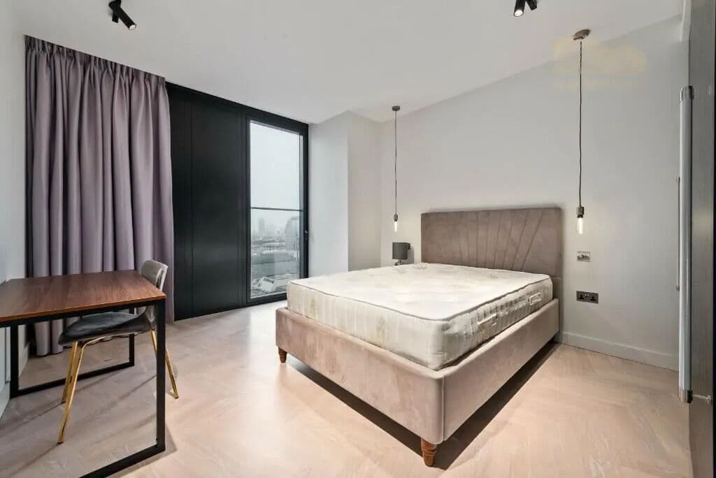 One Crown Place, London, UK|2-bedroom apartment|£1.53 million in the heart of the City
