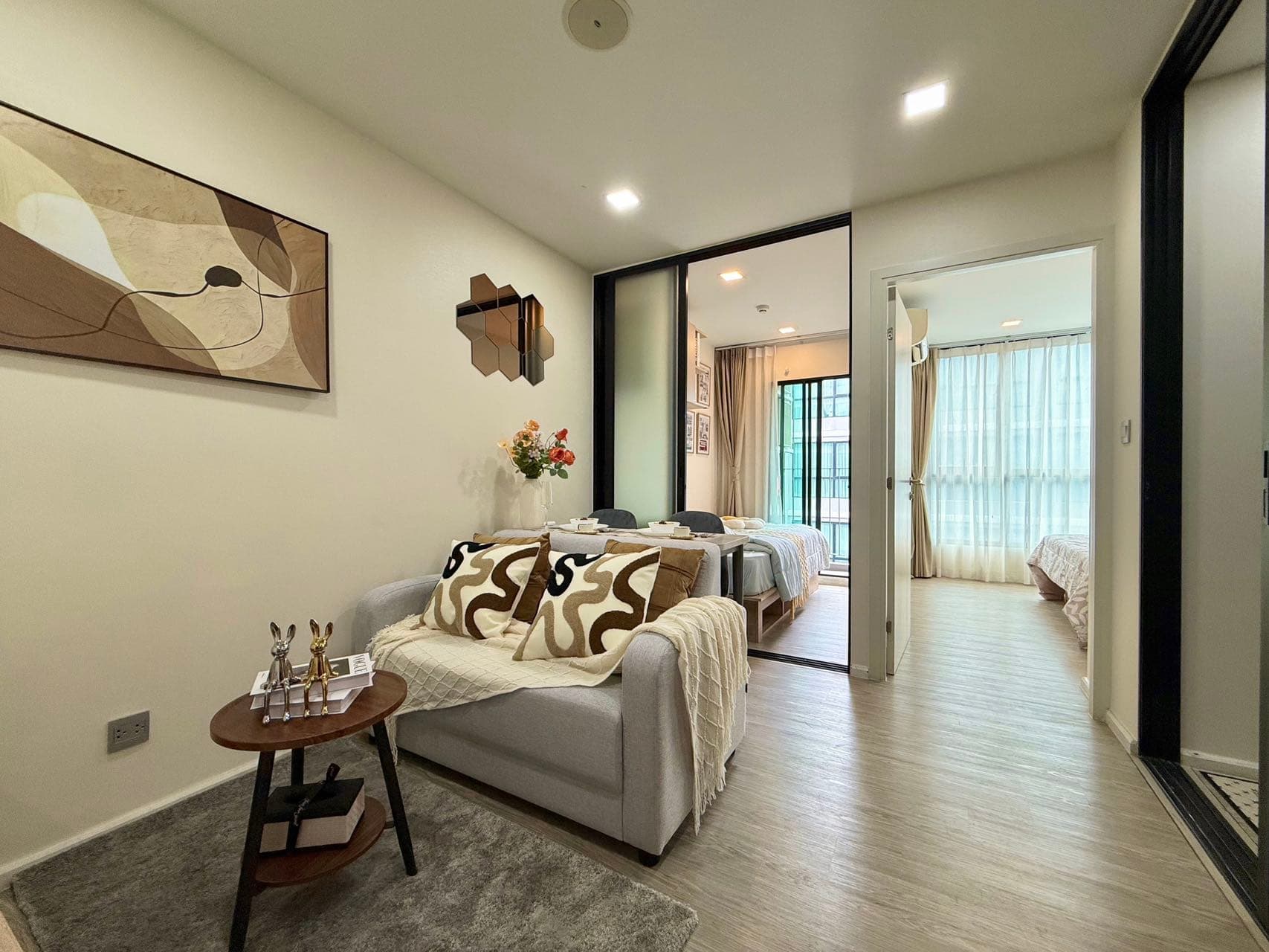 Atmoz Ratchada-Huaikwang, Bangkok, Thailand|Apartment|1+1 Room 3.7 Million Baht, 1 Minute Walk to Regent's School