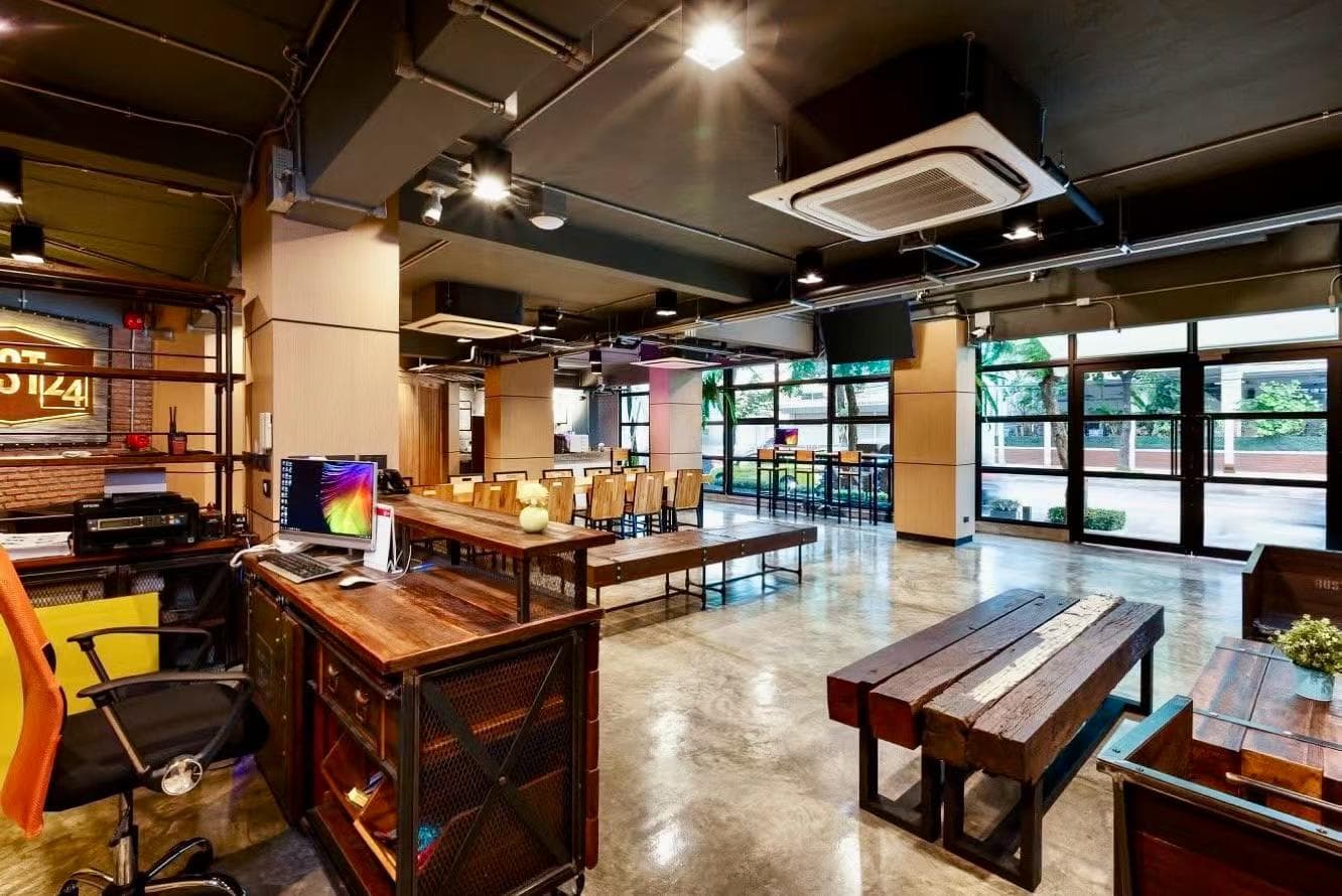Hotel for Sale Near Chinatown, Bangkok, Thailand | 8 Floors, 24 Rooms | Price 15 Million RMB