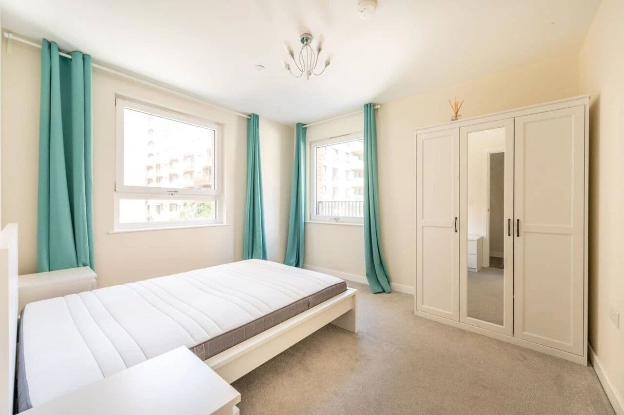 London UK Blackhorse View|3-Bed 2-Bath Apartment|£550,000 Near Tube and Wetlands