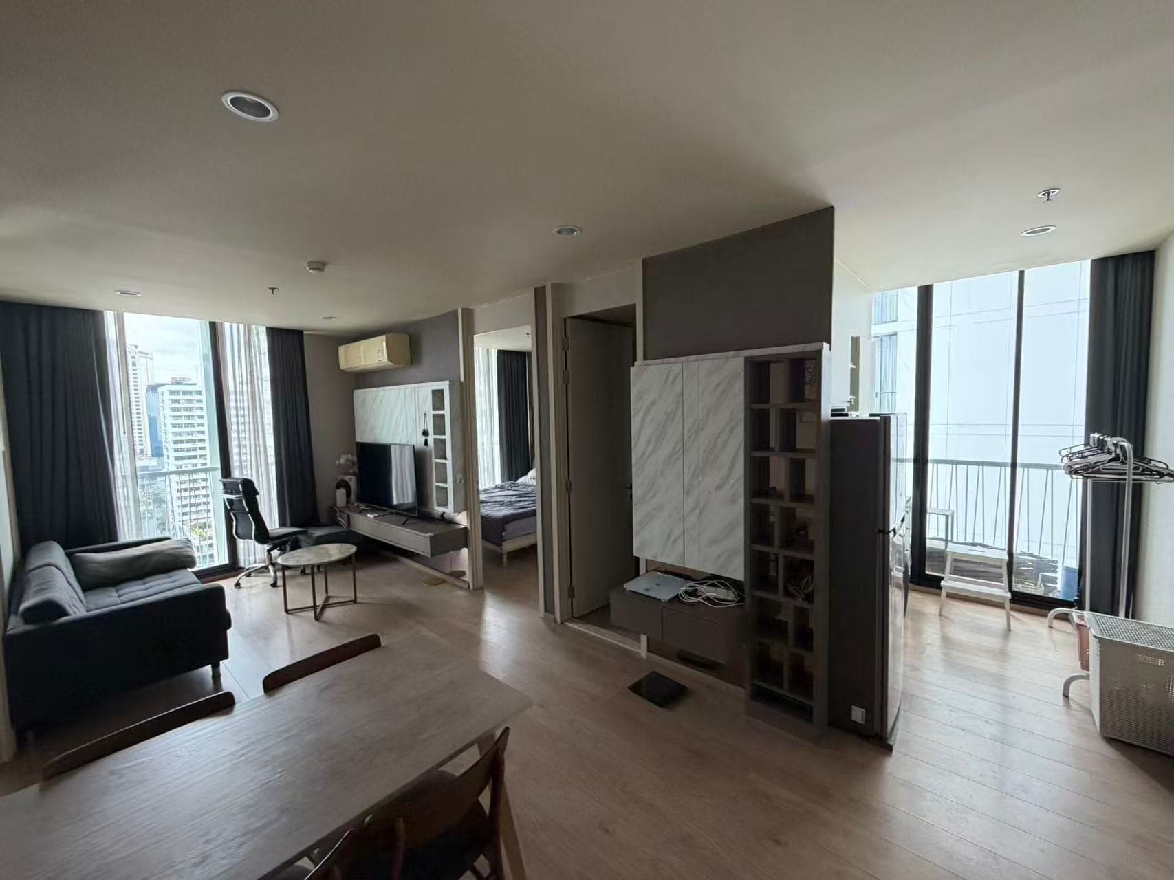 Noble Recole Two-Bedroom Apartment for Rent in Bangkok, Thailand|Near BTS Asoke|Monthly Rent ฿45,000