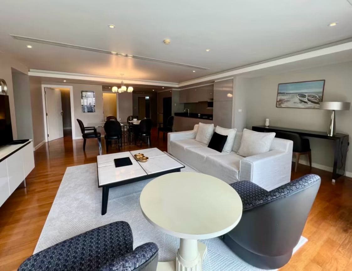 Luxury Apartment in Thong Lo, Bangkok | 3BR 3BA 150 sqm | Monthly Rent ฿120,000