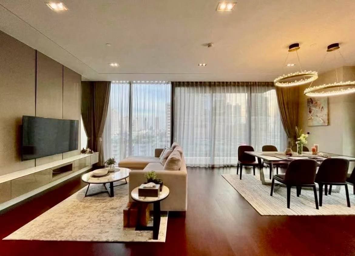 Luxury Apartment in Sukhumvit Soi 39, Bangkok, Thailand | 2BR 3BA 131.8 sqm | Monthly Rent 150,000 THB
