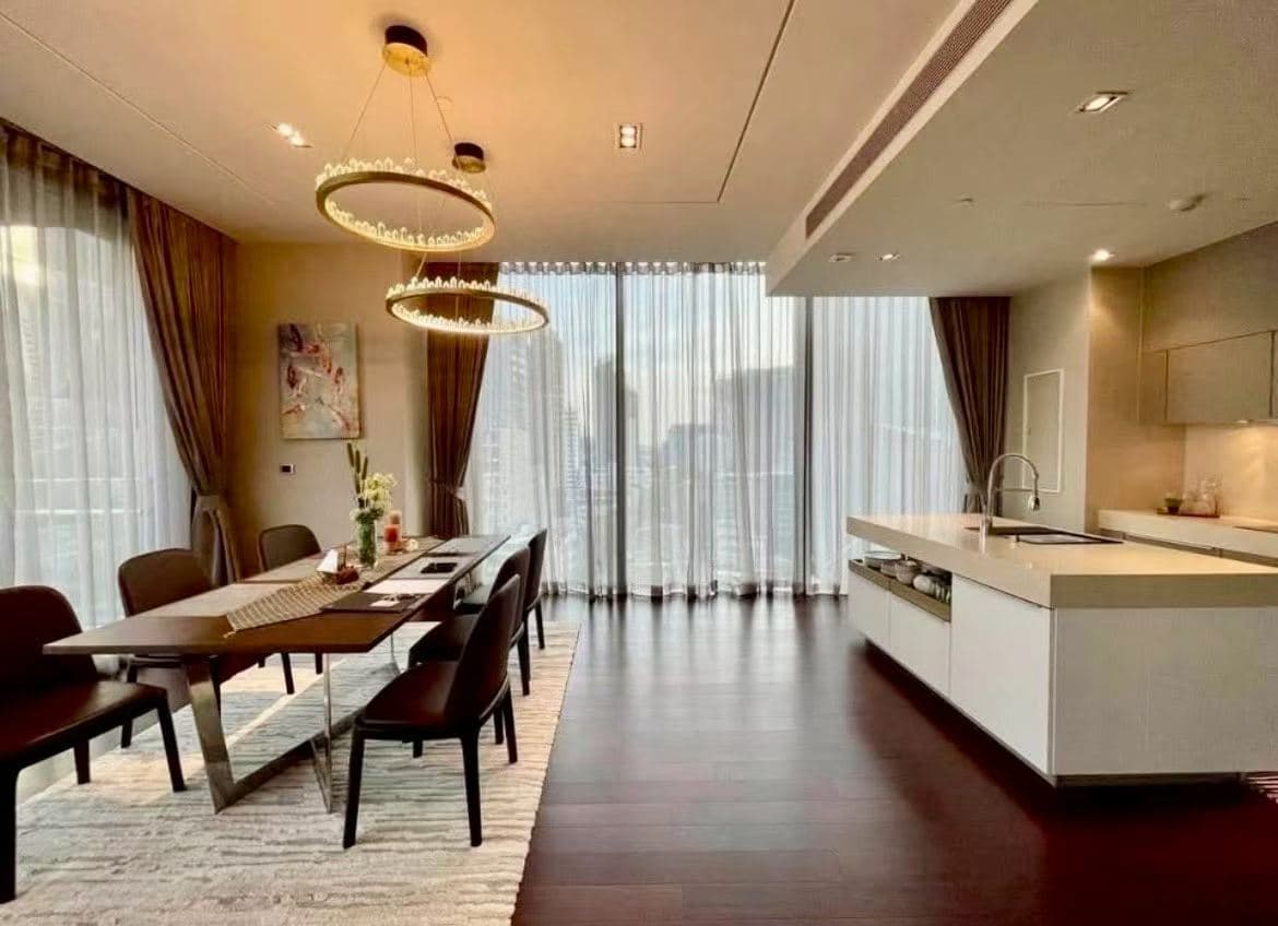 Luxury Apartment in Sukhumvit Soi 39, Bangkok, Thailand | 2BR 3BA 131.8 sqm | Monthly Rent 150,000 THB