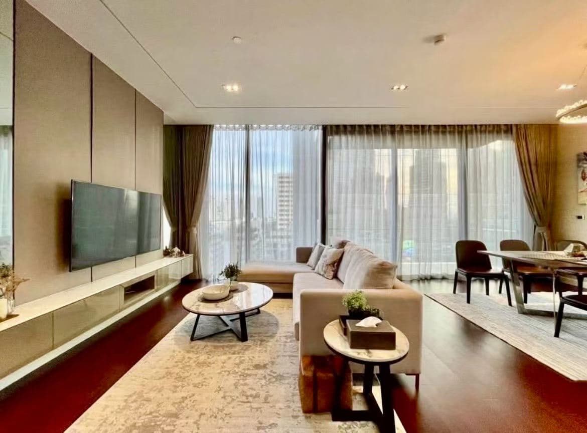 Luxury Apartment in Sukhumvit Soi 39, Bangkok, Thailand | 2BR 3BA 131.8 sqm | Monthly Rent 150,000 THB