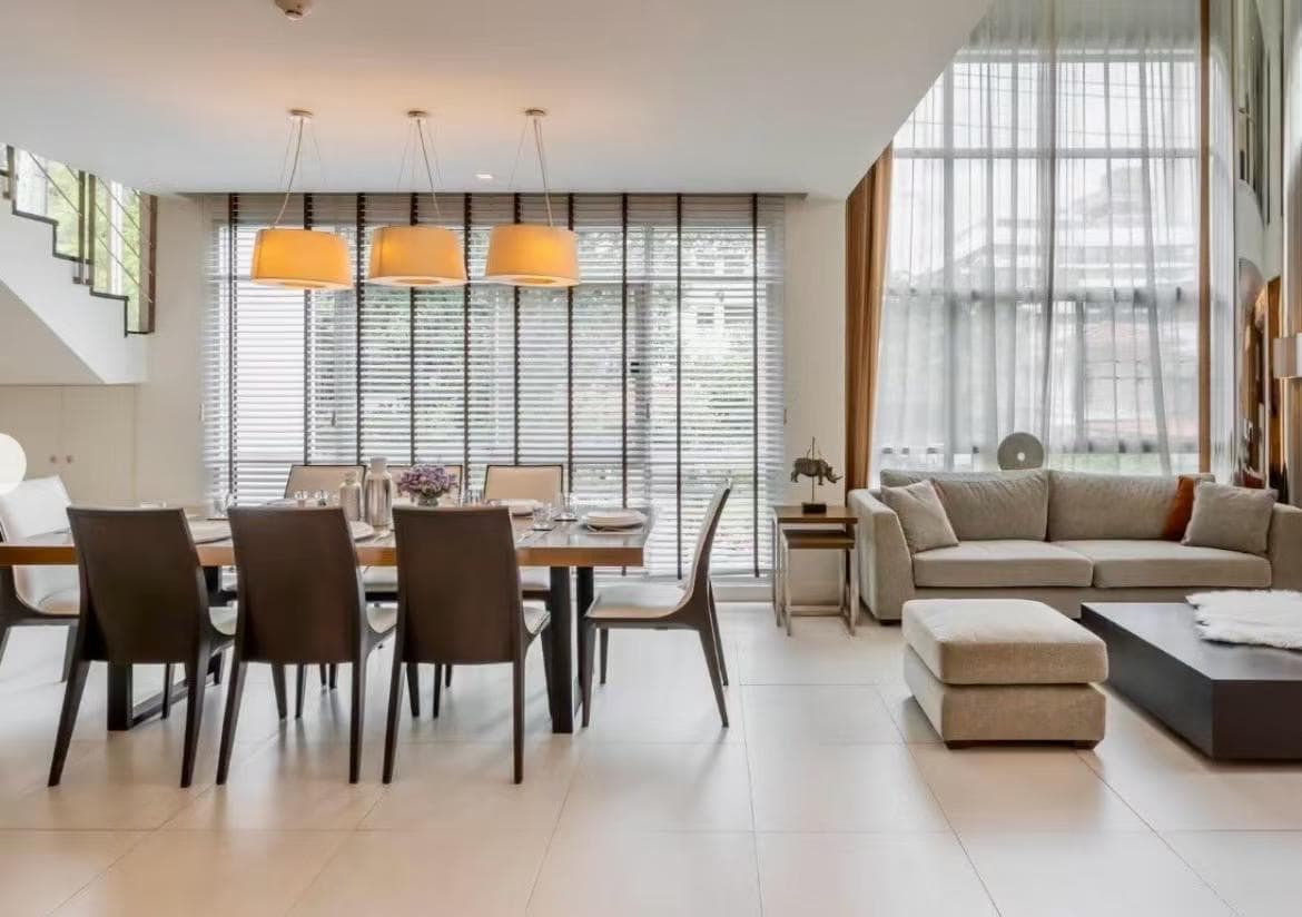 Luxury Duplex Apartment in Thong Lo, Bangkok|3BR 4BA|Monthly Rent ฿125,000