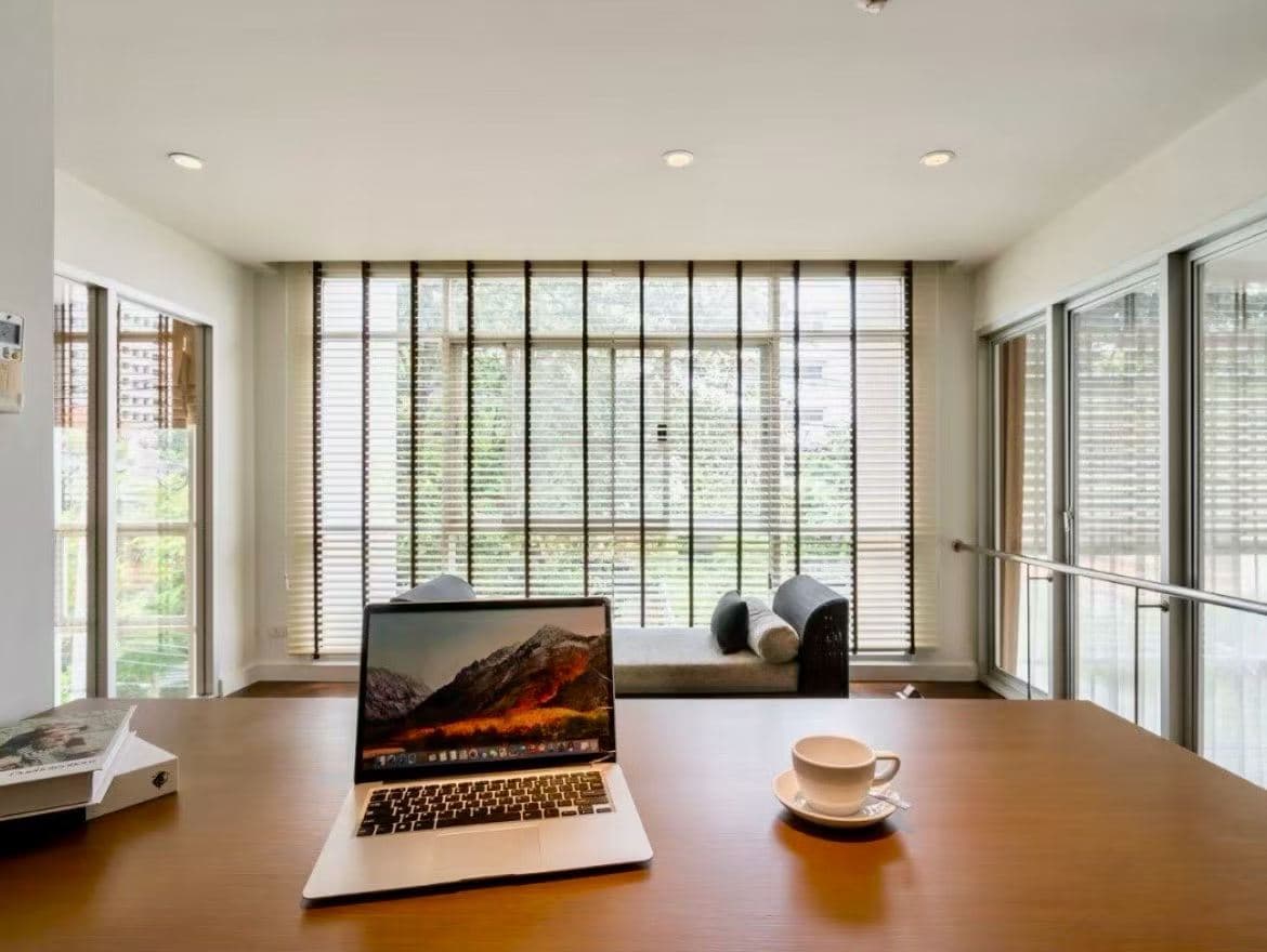 Luxury Duplex Apartment in Thong Lo, Bangkok|3BR 4BA|Monthly Rent ฿125,000