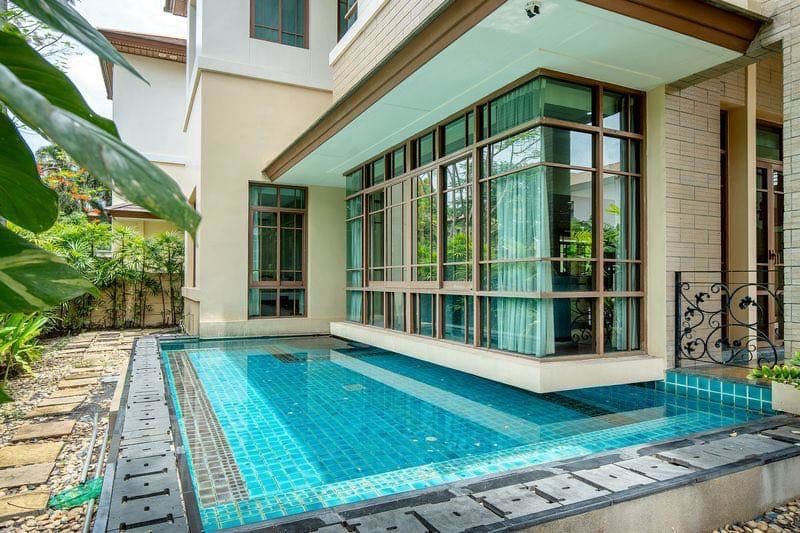 泰国曼谷瓦达纳区|Sansiri Sukhumvit 67独栋别墅|四卧五卫490㎡ 月租255,000泰铢丨UO-2026-07-43