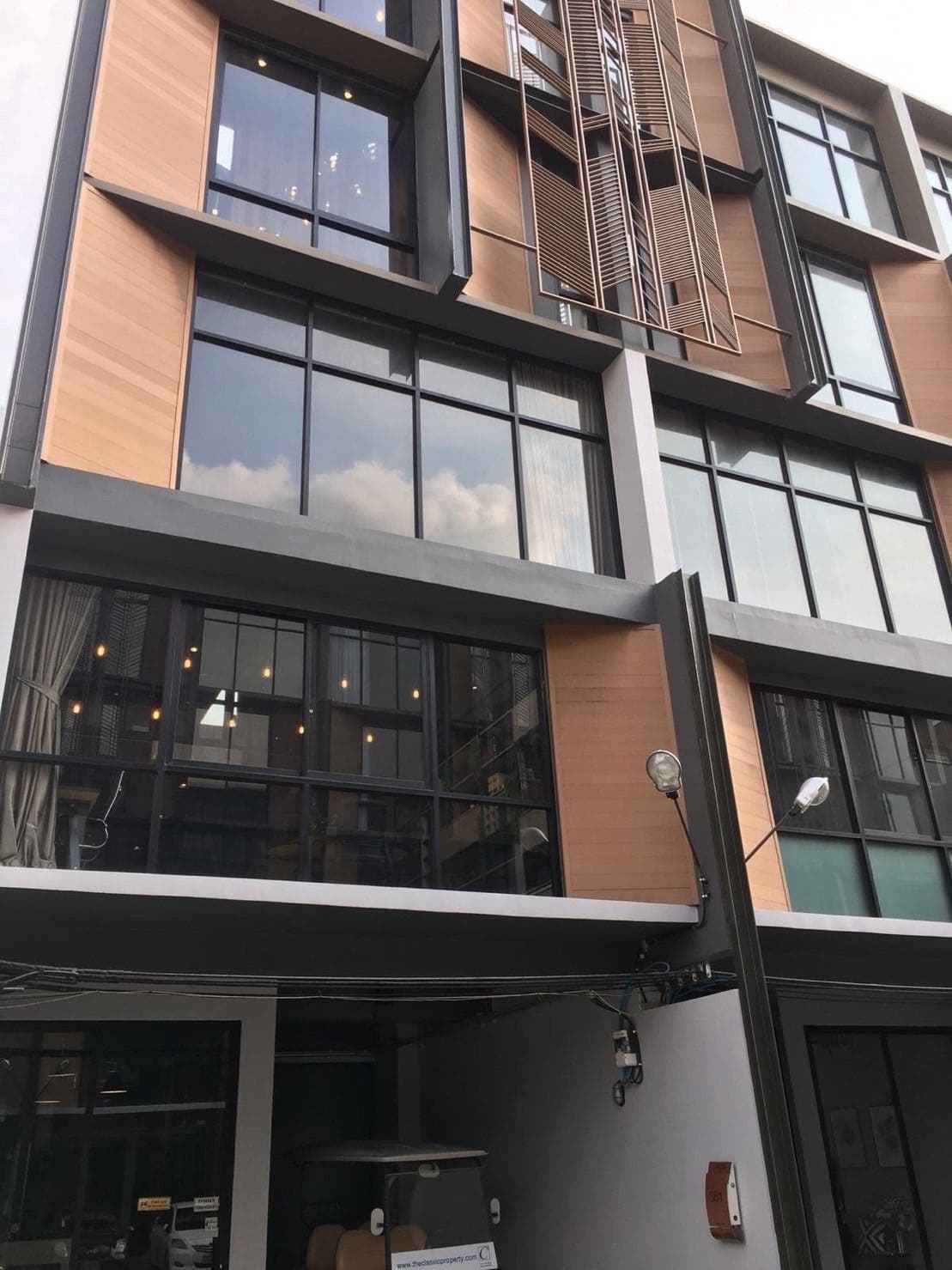 Bangkok Suan Luang District The Pride Sukhumvit 77 Home Office|Apartment for Rent|380 sqm Company Registration Available Monthly Rent 70,000 THB