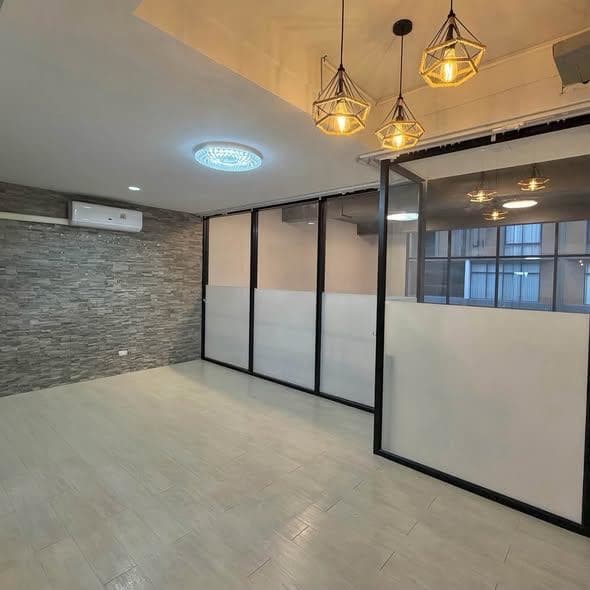 Bangkok Suan Luang District The Pride Sukhumvit 77 Home Office|Apartment for Rent|380 sqm Company Registration Available Monthly Rent 70,000 THB