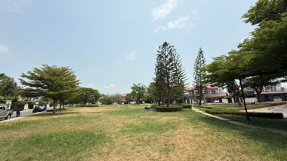 泰国曼谷邦纳区 Nanthawan Bangna Km.7 独栋别墅|4卧5卫|月租20万泰铢
