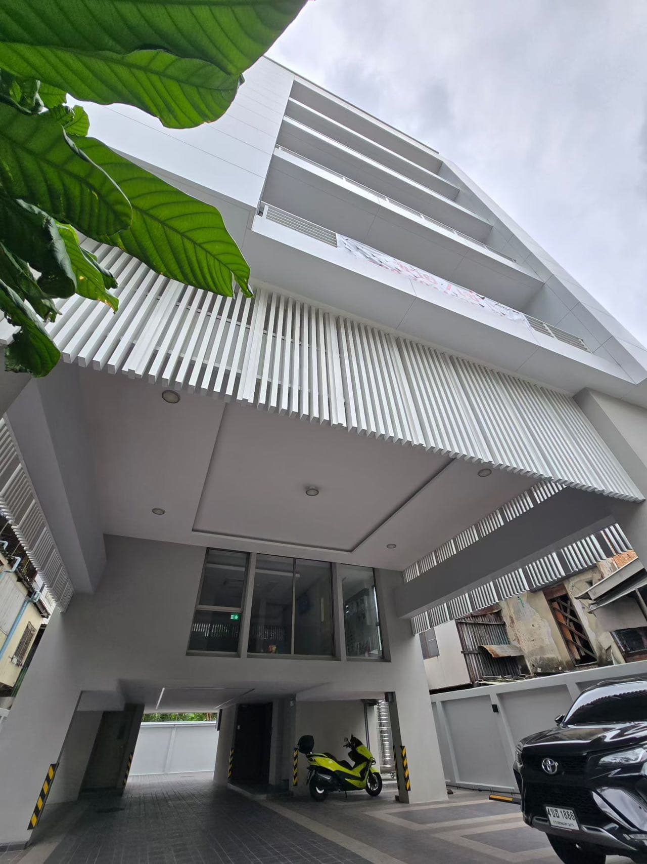 New Commercial Building for Sale in Silom, Bangkok, Thailand | Seven-Story Office and Residential Combined | 126 Million Baht