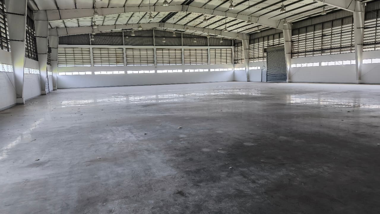 Factory for Rent in Rojana Industrial Park, Ayutthaya, Thailand | 3,000 sqm | Monthly Rent 600,000 THB