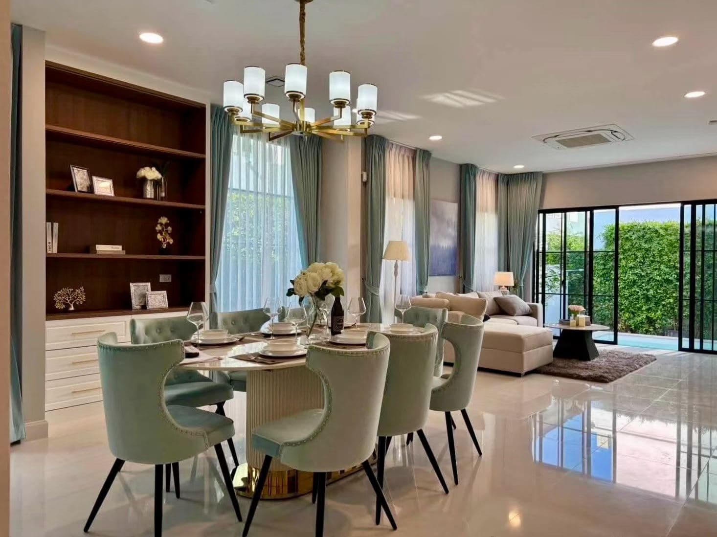 Detached Villa for Rent Near Bangkok's New Airport | 4BR 5BA with Pool | 200,000 THB/Month