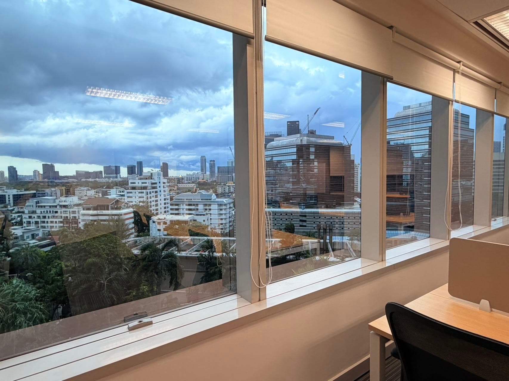 Fully Furnished Office for Rent in CBD, Central Bangkok | Standalone Office Building 128 sq.m. | Monthly Rent 166,400 THB