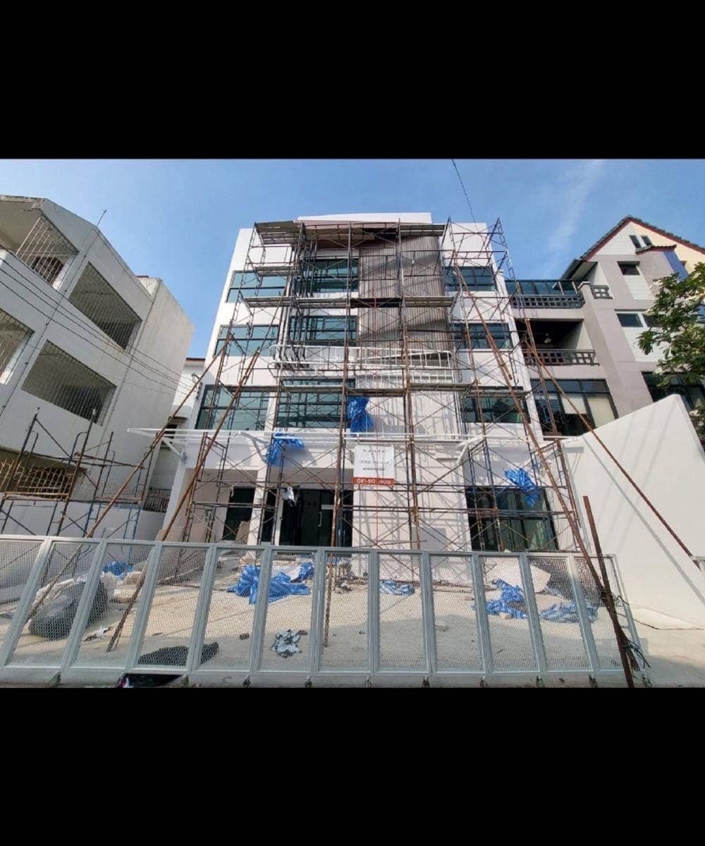 Bangkok Viphavadi 17 | 4-Story Standalone Office Building for Rent | 600 sqm 8 Rooms with Elevator 30 Parking Spaces Monthly Rent 220,000 THB