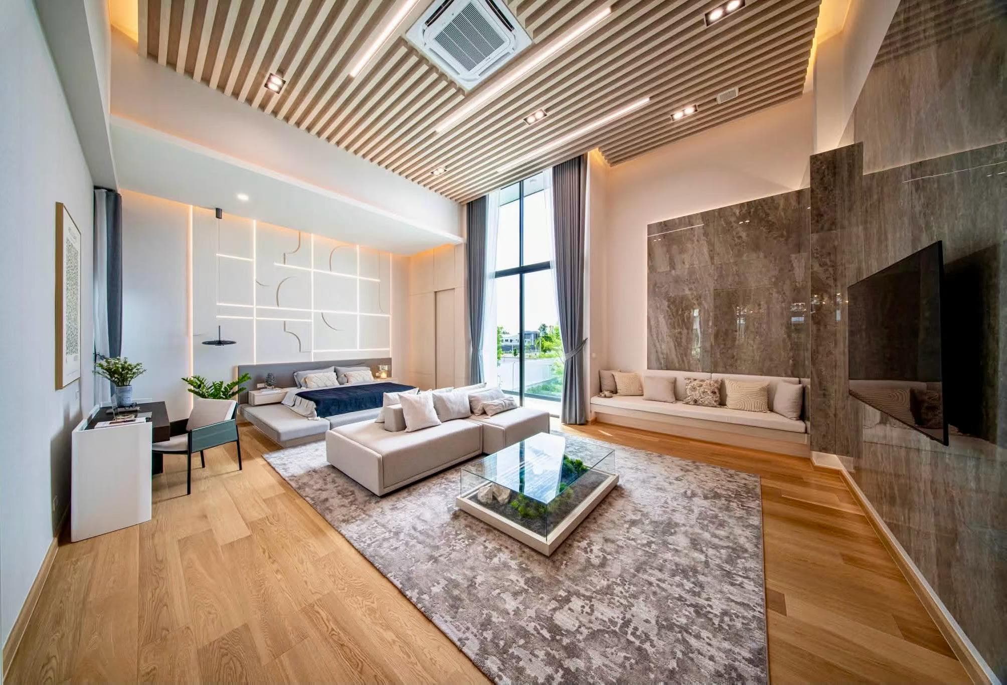Luxury Villa for Rent in Nonthaburi, Bangkok, Thailand | 4 Bedrooms 5 Bathrooms with Pool and Garden | Monthly Rent 500,000 THB