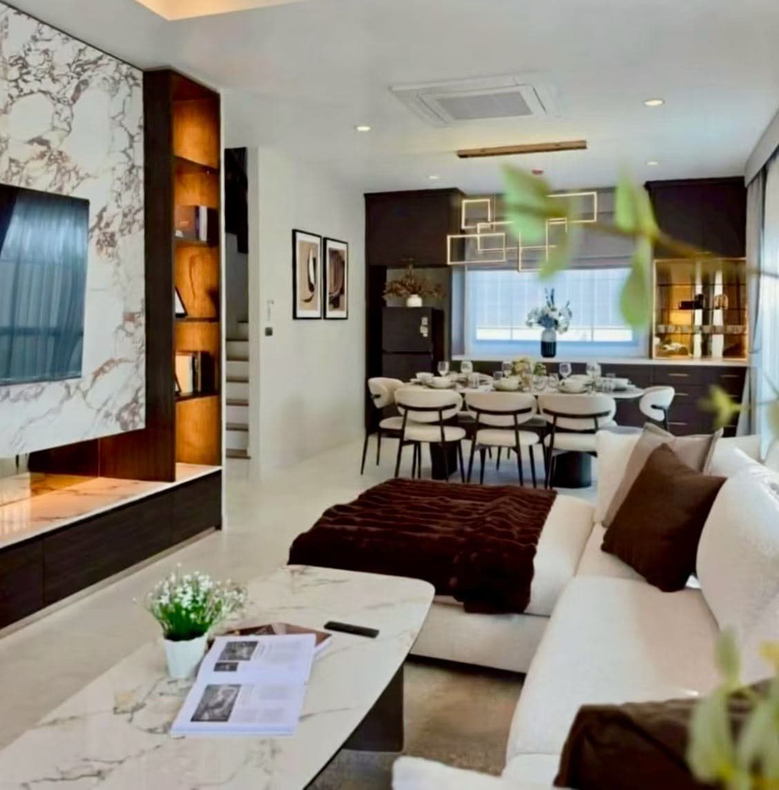 Rent Detached House in Bangna, Bangkok, Thailand | 4BR 4BA 247 sqm | 170,000 THB/month
