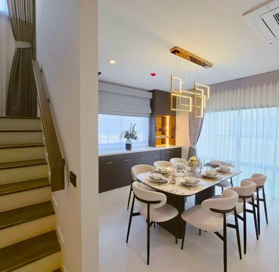 Rent Detached House in Bangna, Bangkok, Thailand | 4BR 4BA 247 sqm | 170,000 THB/month