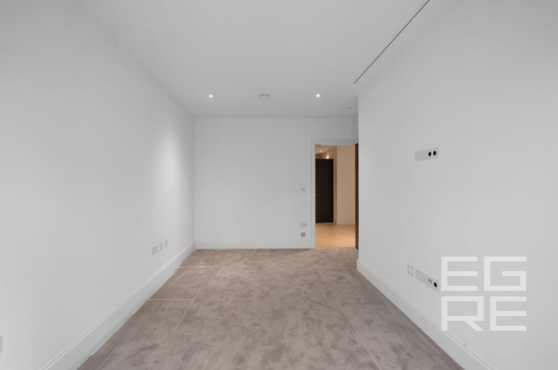 9 Millbank, Westminster, London, UK | Second-hand Apartment | Grade II Listed Building, Ready to Move In, 999-Year Leasehold