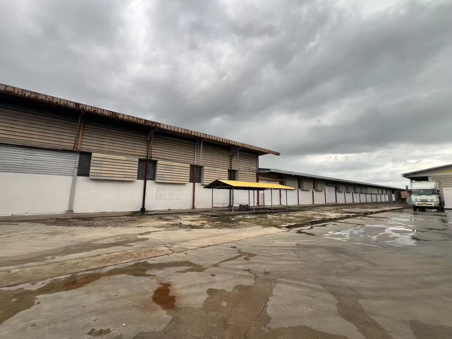 Chonburi, Thailand | Ayutthaya Warehouse Space for Rent | 10,296 sqm, Monthly Rent 1,132,560 THB