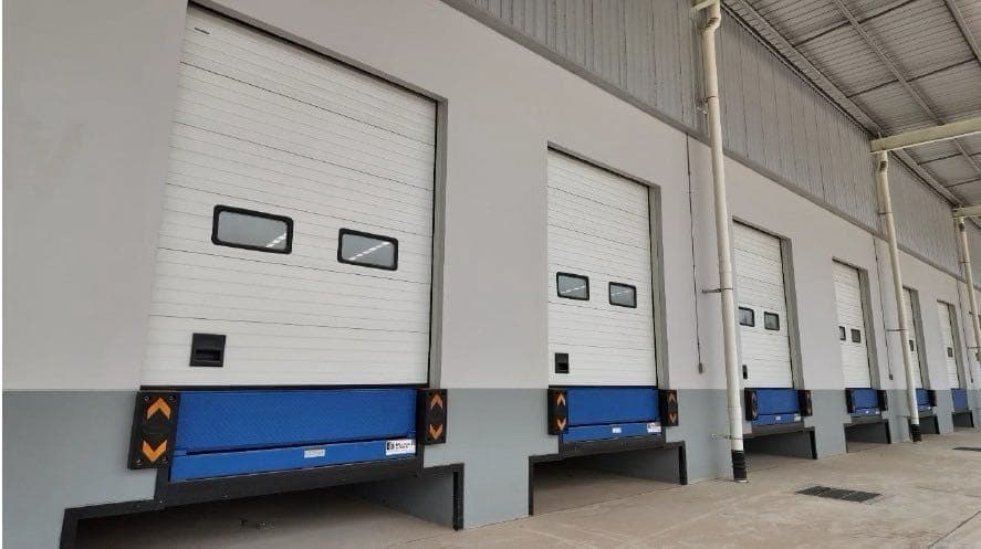 Standard Warehouse for Rent in Si Racha Industrial Area, Chonburi, Thailand | Area 5200-9900 sqm | 16 km from Laem Chabang Port