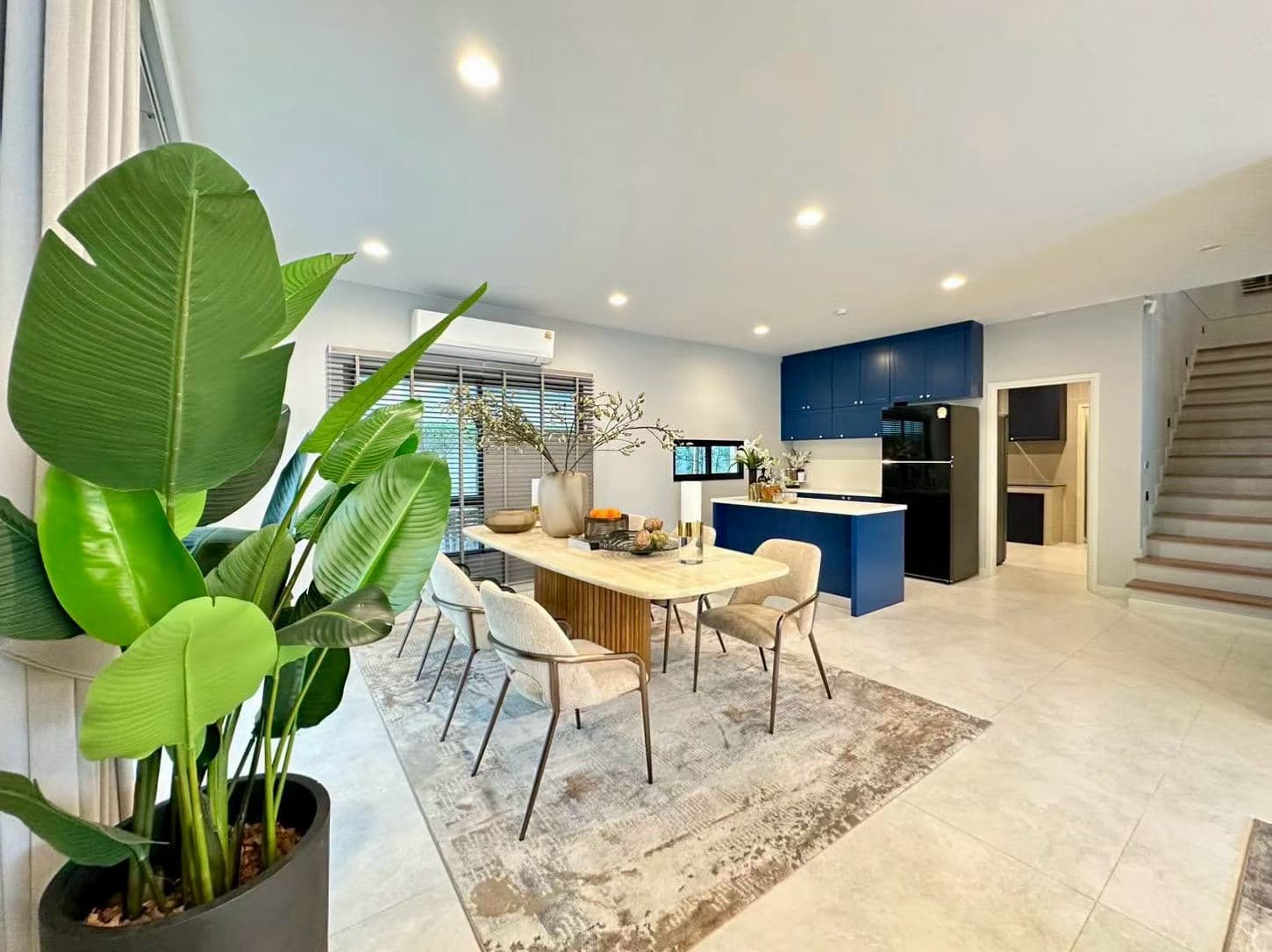 Bearing, Bangkok, Thailand Detached Villa | 5 Bedrooms 5 Bathrooms | Monthly Rent 280,000 THB
