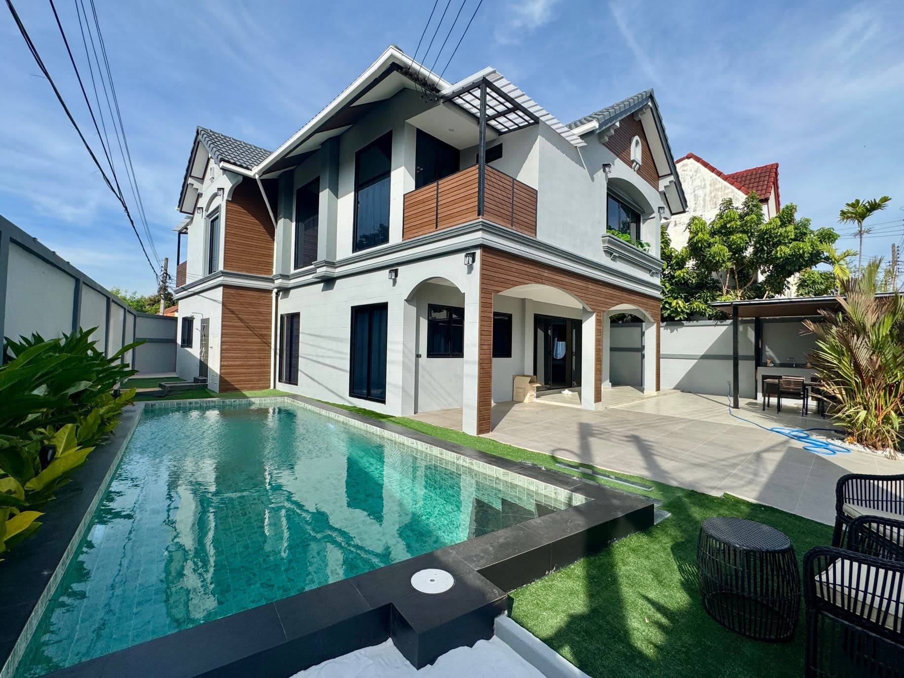 5-Bedroom 4-Bathroom Detached Villa in Country Club Village, East Pattaya, Thailand, 12.8 Million Thai Baht