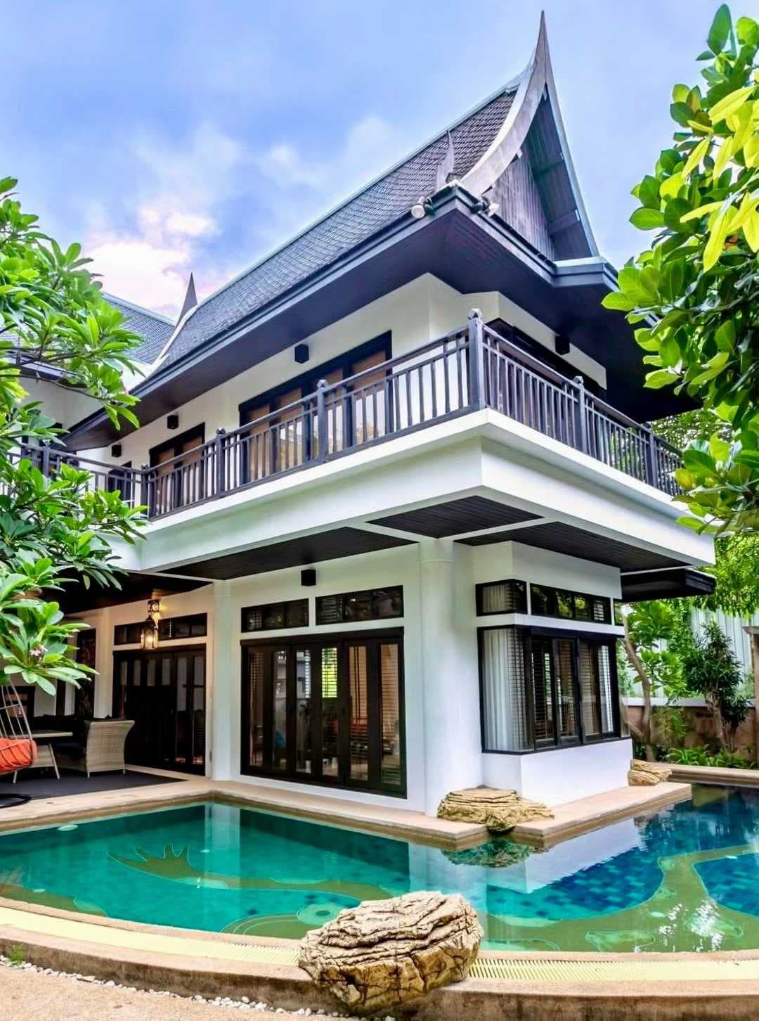 Seaside Pool Villa for Sale in Pattaya, Thailand, 4 Bedrooms 5 Bathrooms, Total Price 4,800,000 RMB