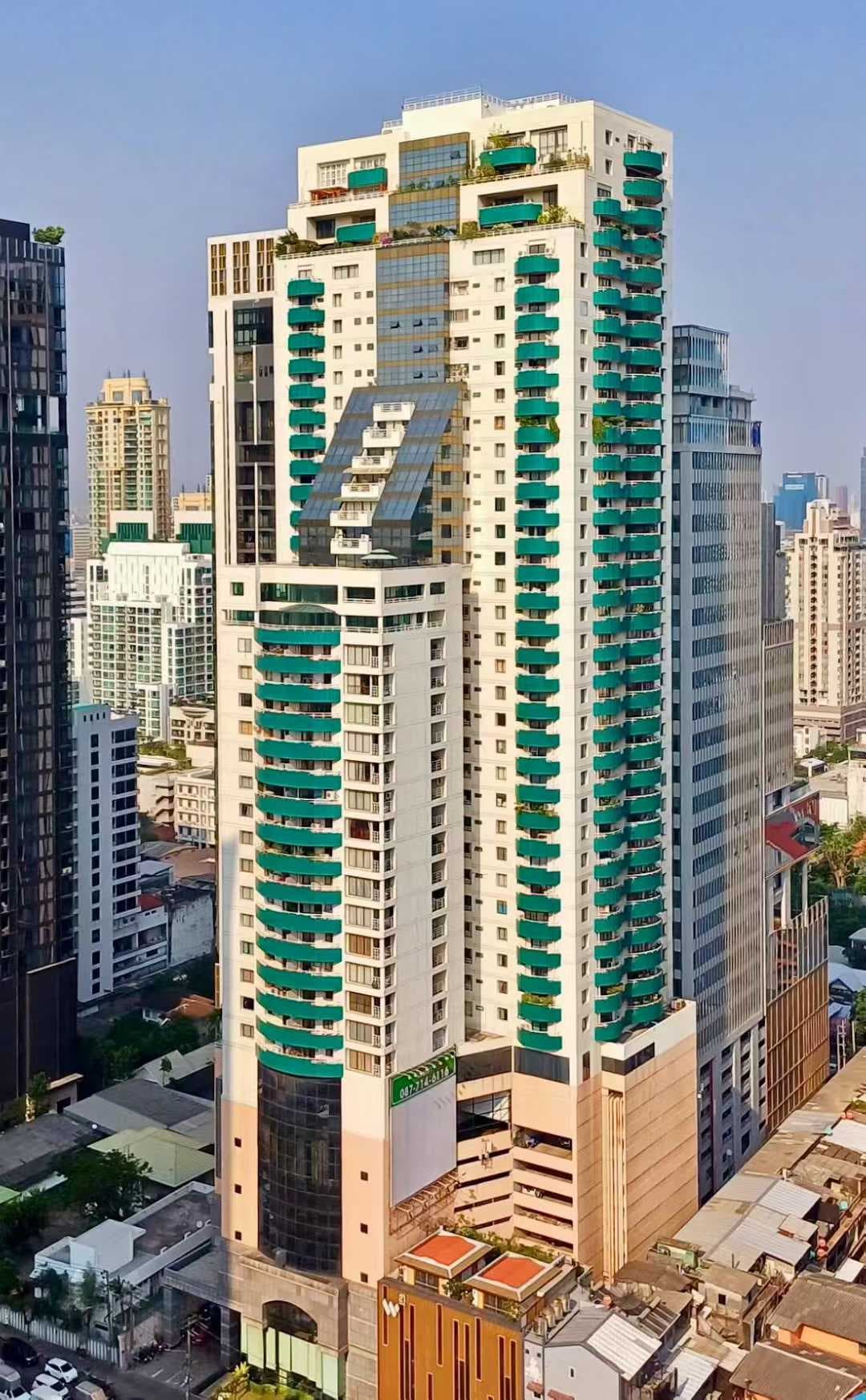 High-end apartment for sale in Asoke, Bangkok, Thailand, 3 bedrooms, 4 bathrooms, 240 square meters, price 6.1 million RMB, near BTS and MRT stations