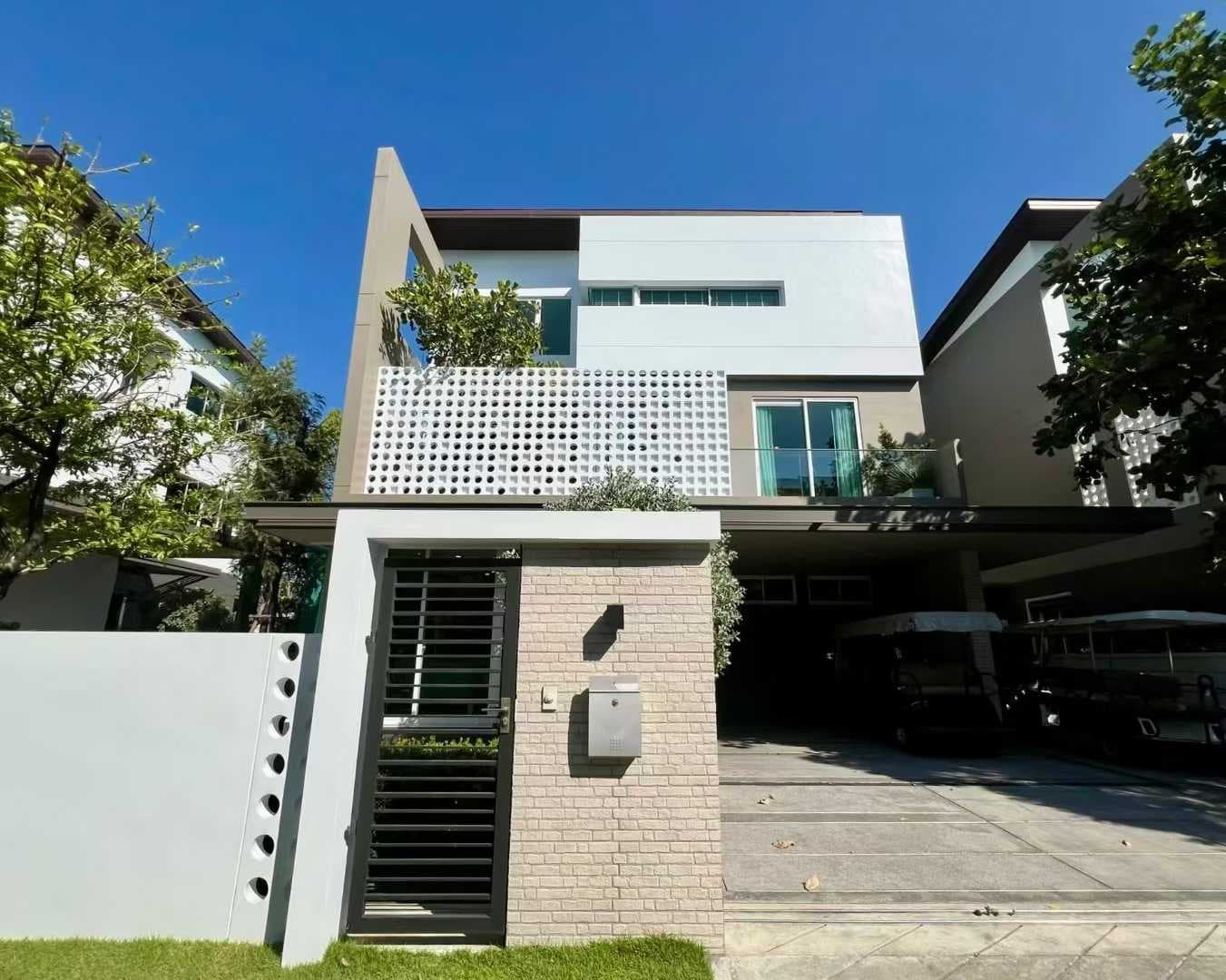 New Detached Villa for Sale in Bangna, Bangkok, Thailand, 4 Bedrooms 4 Bathrooms 282 Square Meters, Price 5.45 Million RMB